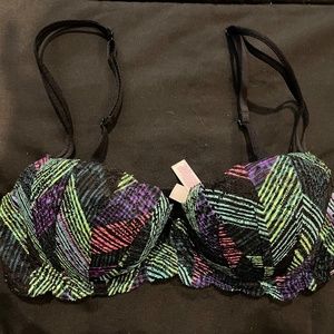 Victoria’s Secret PINK 32C Multi Colored Lace Date Night PushUp Bra